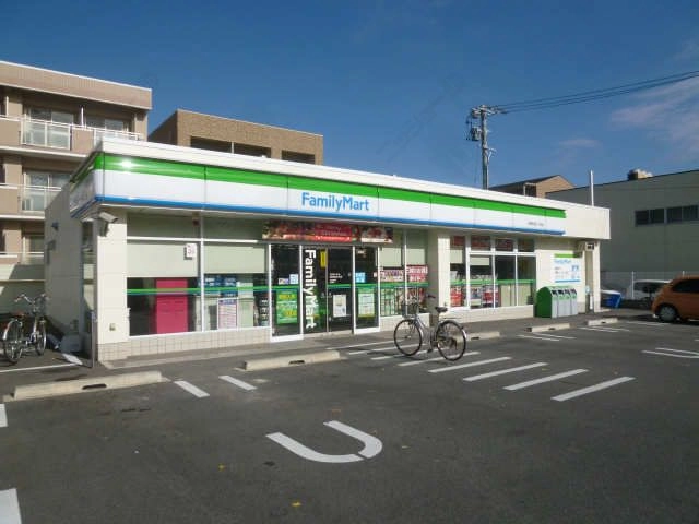ファミリーマート