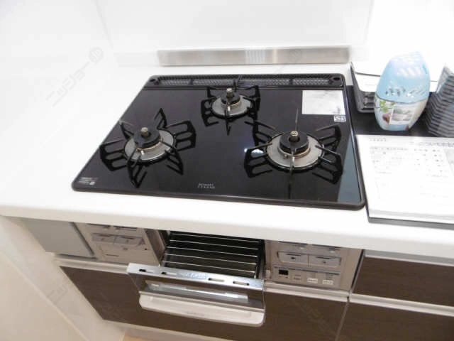 ３口ガスコンロ（グリル付）