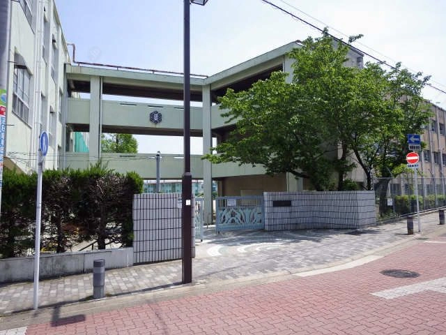蓬来小学校