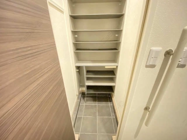 シューズクローク