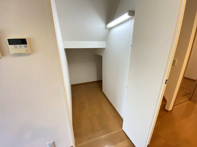 階段下納戸