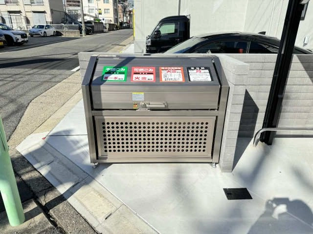 敷地内ゴミ置場