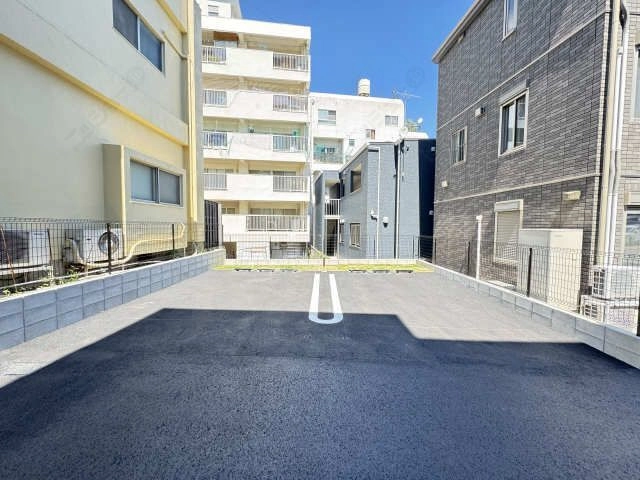 平面駐車場