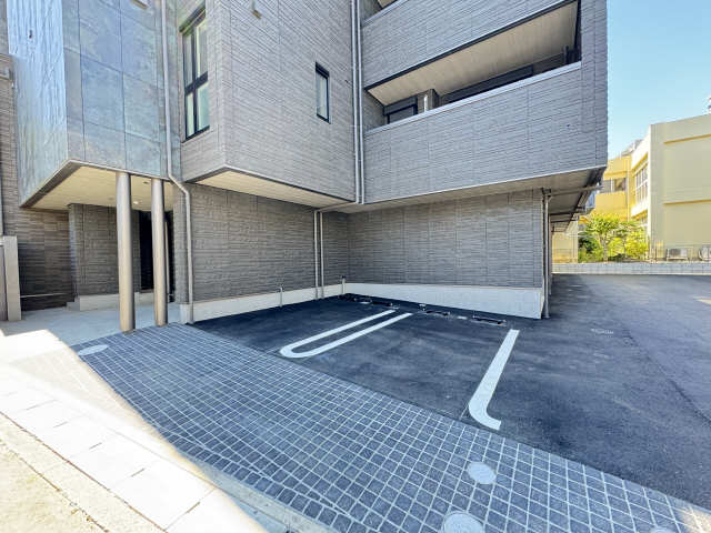 平面駐車場