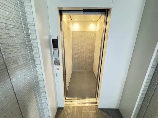 エレベーター