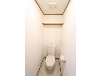 ソレアード山香 3階 WC