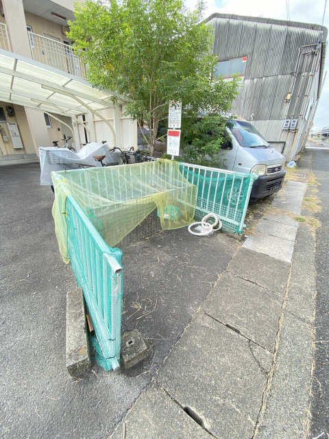ゴミ置場