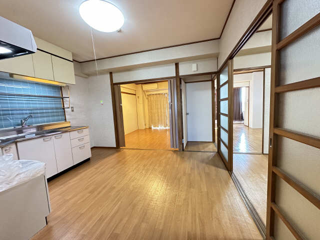 ダイニング