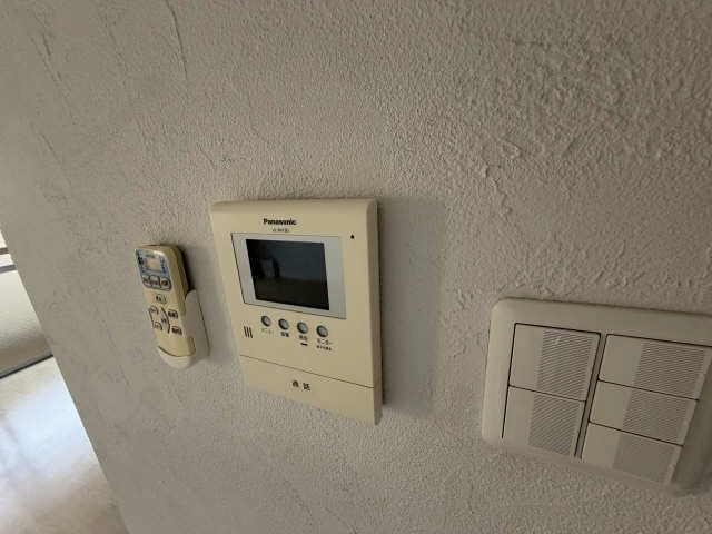 モニター付きインターホン