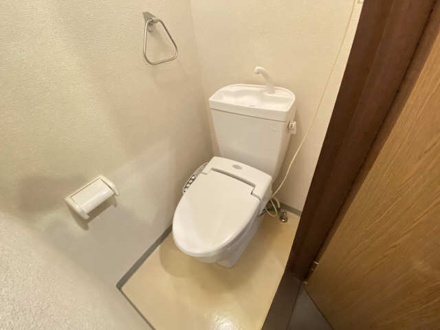 クラルテ　ＳＵＧＡ 3階 WC