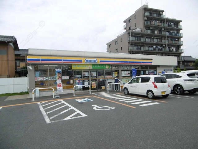 環境写真（コンビニ）