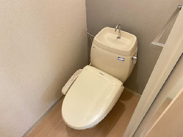 メゾンエスプリ 2階 WC