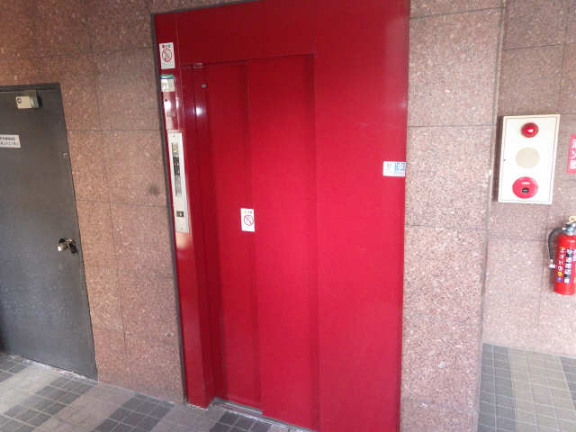 シェラトン赤塚 2階 エレベーター