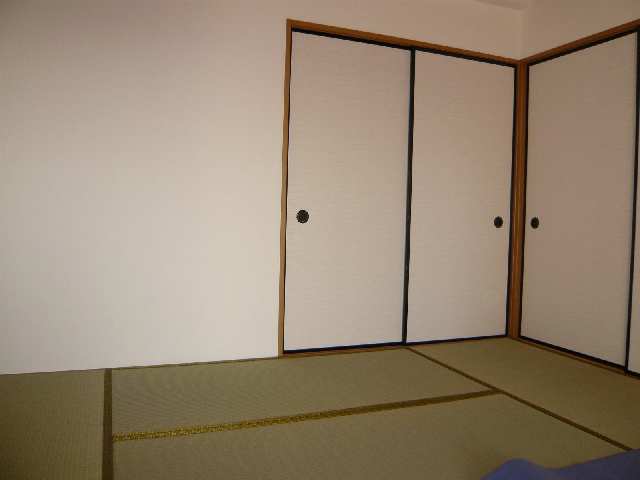 フォレスト笠松Ⅱ 6階 和室