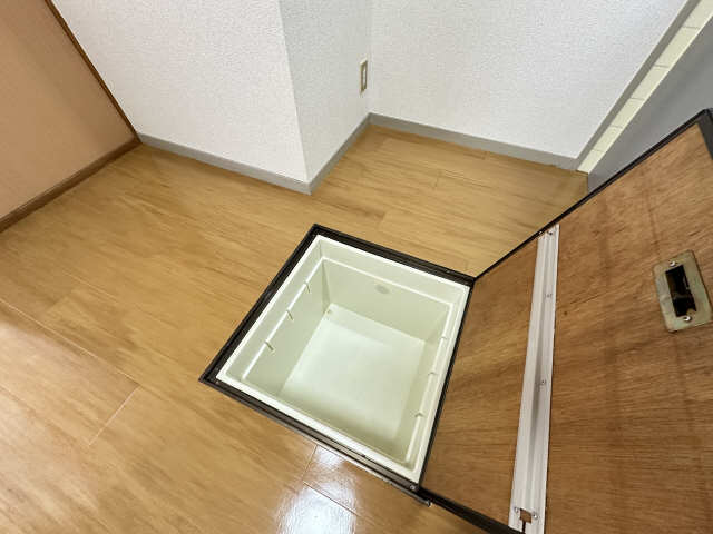 床下収納