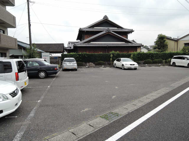 アムール河田 2階 駐車場