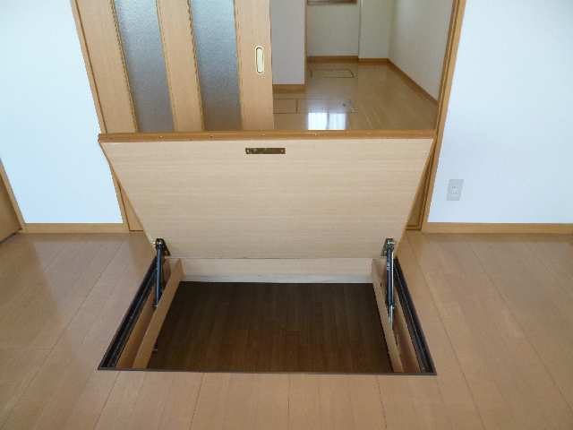 床下収納