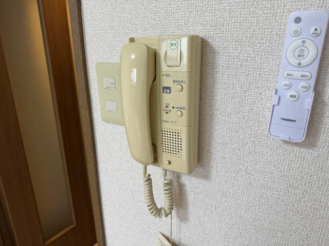 インターホン