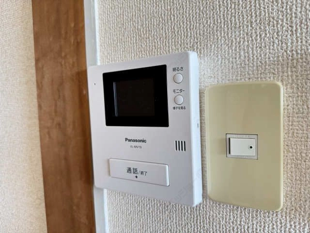 モニター付きインターホン
