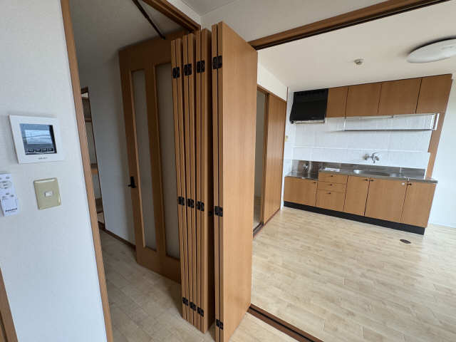 折りたたみ式間仕切り