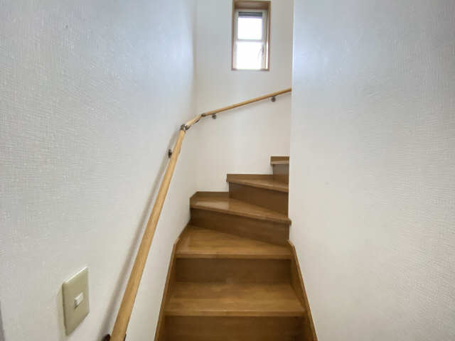 コテージハウス笠松  階段