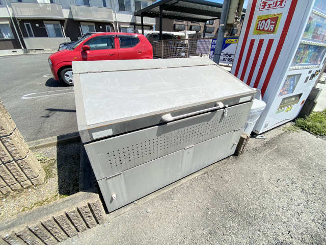 ゴミステーション