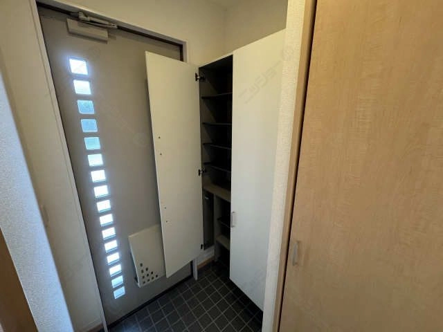 シューズボックス