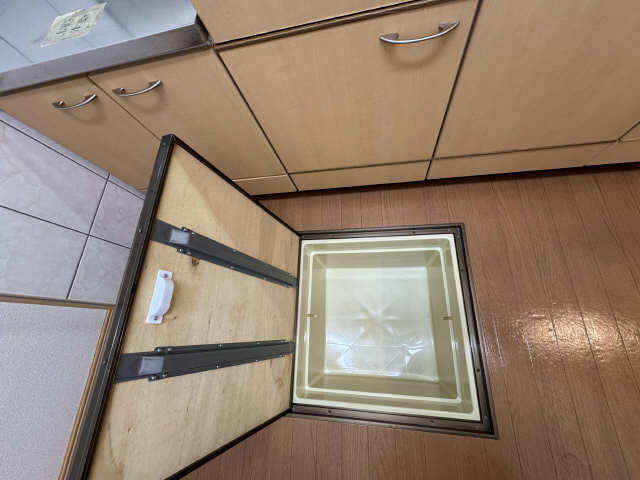 床下収納