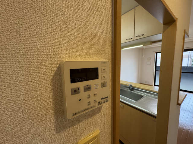 給湯機リモコン