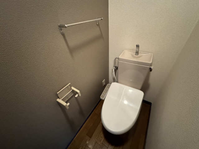 Ｓ・ＦＩＥＬＤ７６ 3階 WC