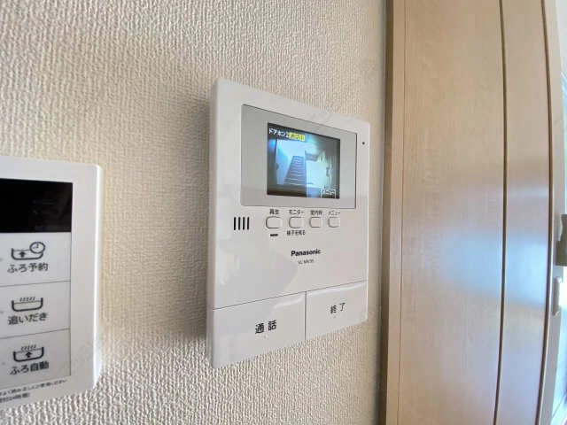 モニター付きインターホン