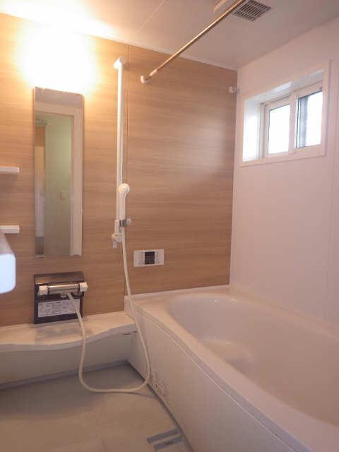 プレミールⅡ 1階 浴室