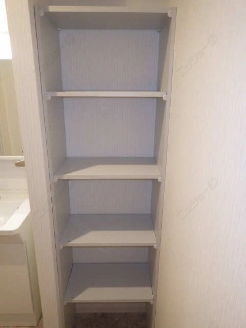 脱衣所物置棚
