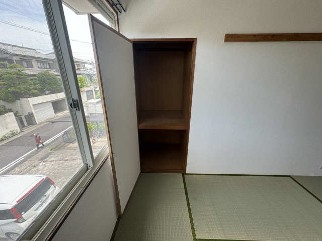 押し入れ