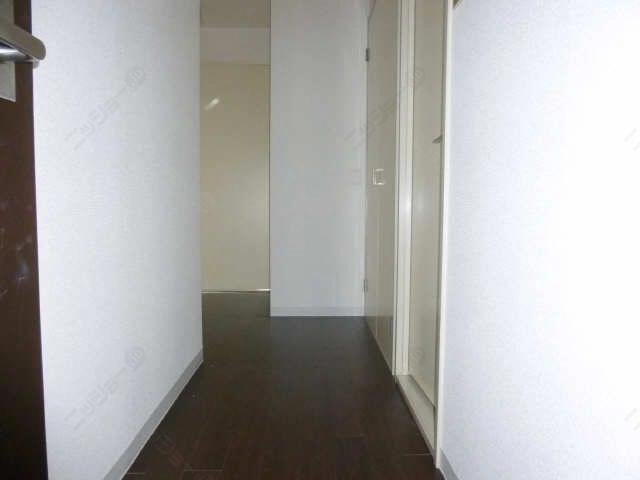 玄関(2014年撮影別号室)