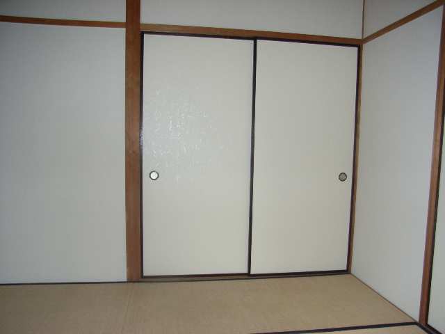 収納（和室中）