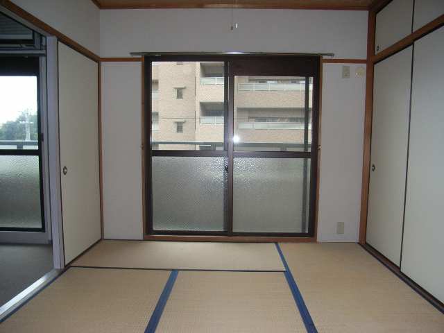 和室（南)