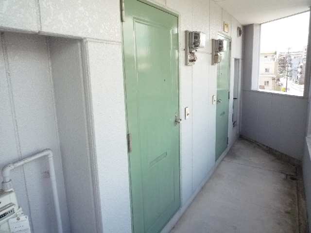 玄関ドア