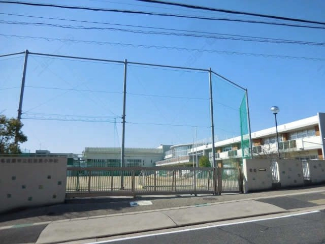 植田東小学校