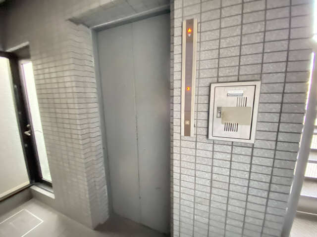 エレベーター