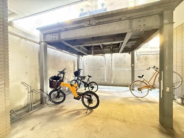   駐輪場