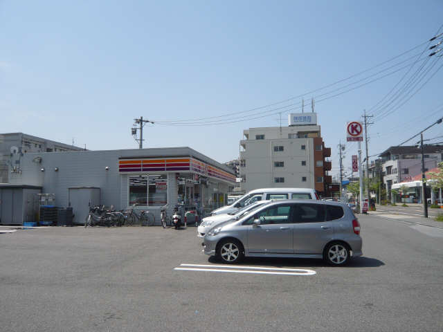 サークルK徒歩4分