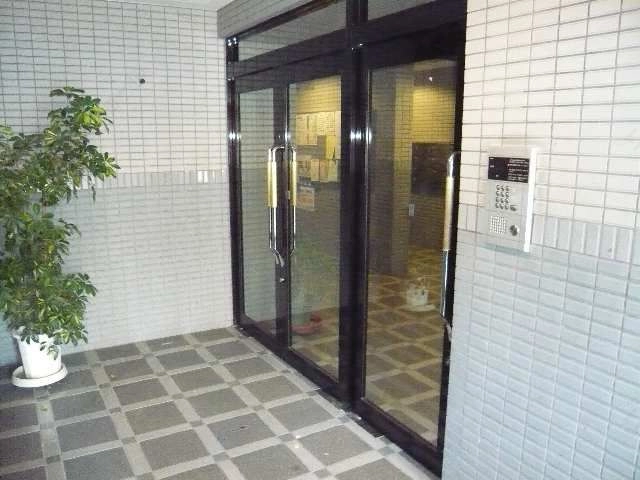 エントランスホール