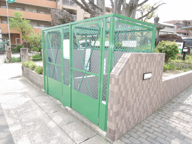 ゴミ捨て場