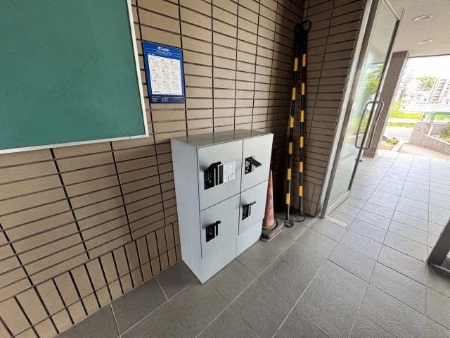 宅配ボックス
