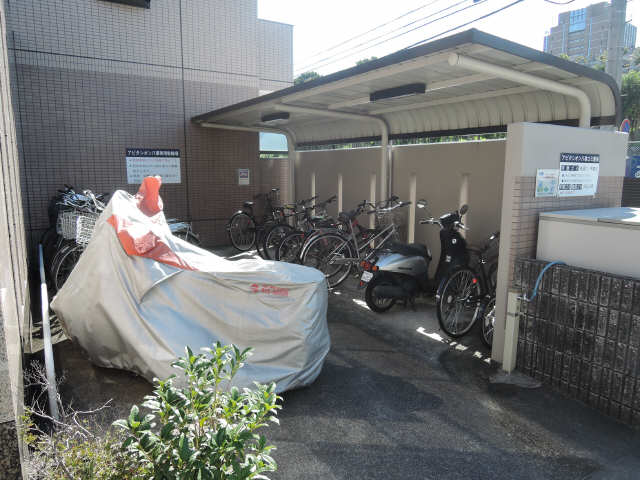 駐輪場
