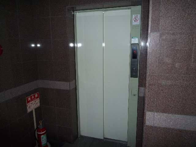 グランパフィオ 3階 エレベーター