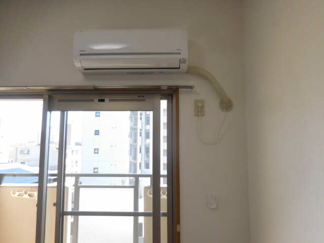 グランパフィオ 4階 エアコン