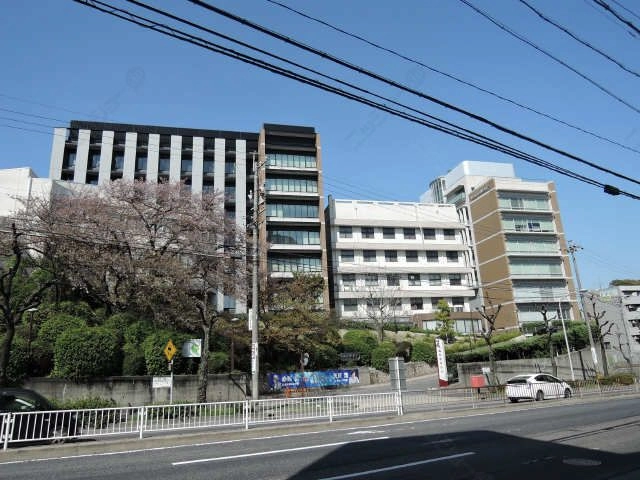 名城大学（薬学部)徒歩19分