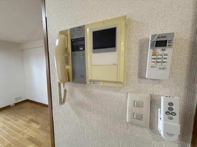 モニター付きインターホン